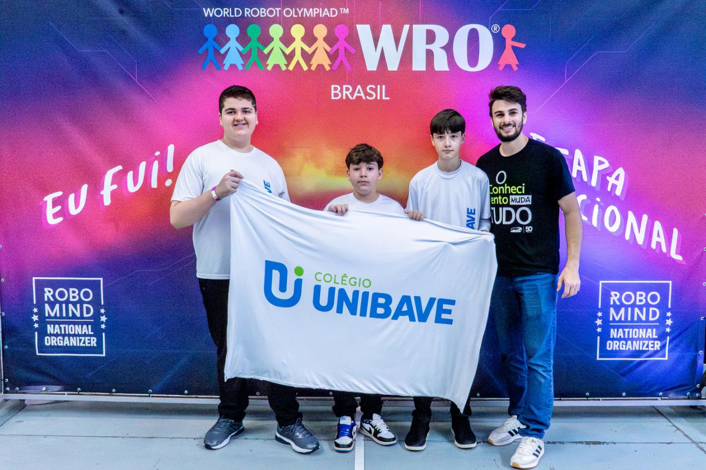 EQUIPE CONQUISTA MEDALHA