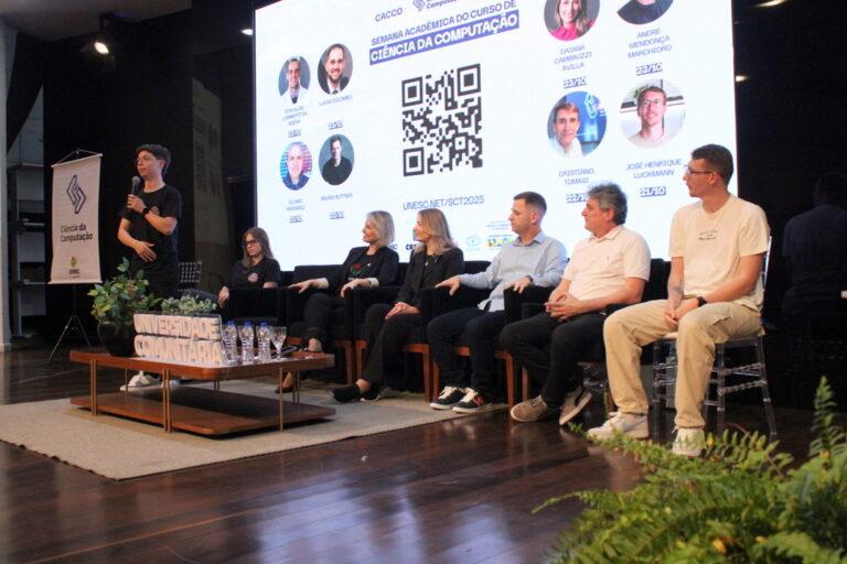 Agentes inteligentes e relações humanas marcam a abertura da Semana Acadêmica de Ciência da Computação da Unesc