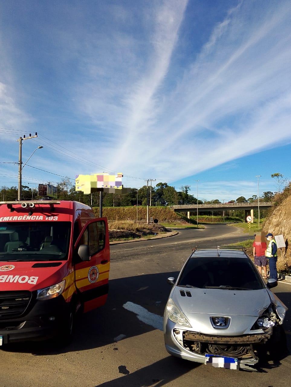 Colisão entre motocicleta e Veículo