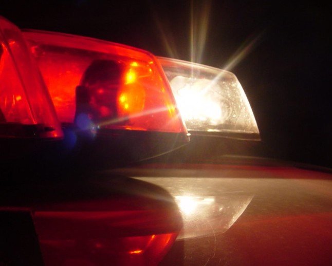 Homem é esfaqueado por ciúmes em Balneário Rincão; agressor segue foragido