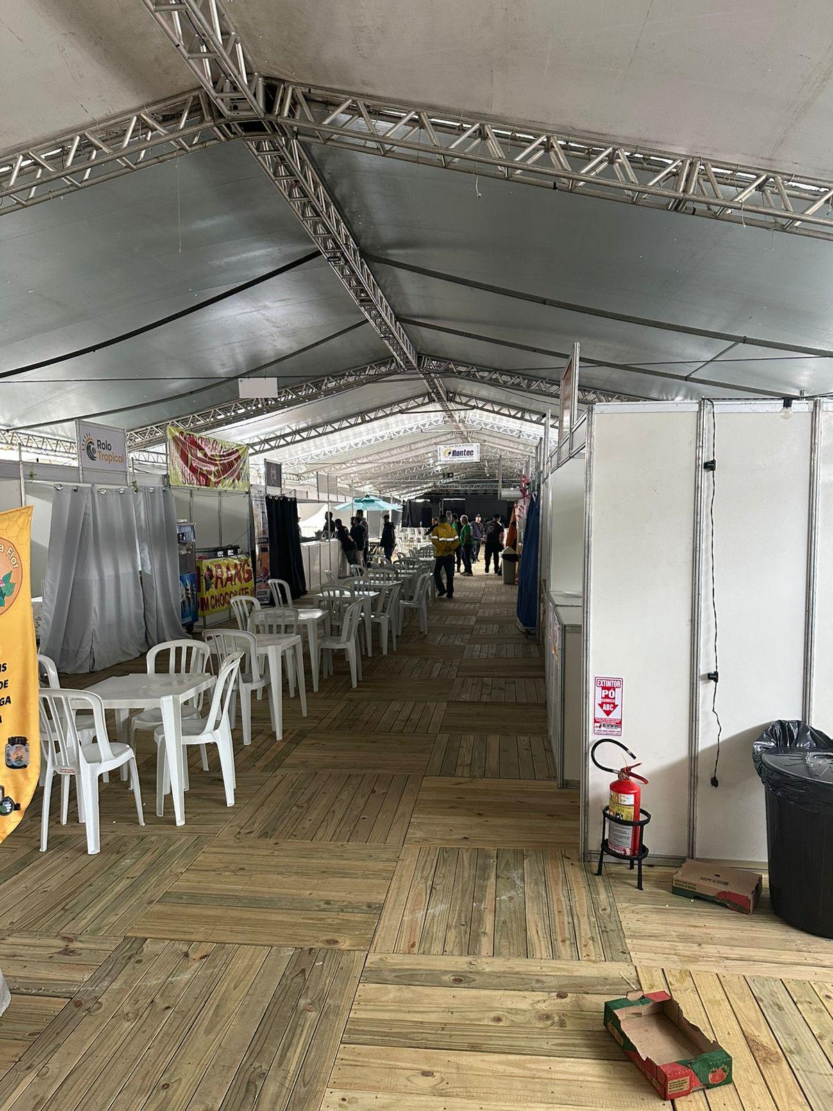 Segunda edição do Gaivota Fest é interrompida devido a fortes Ventos