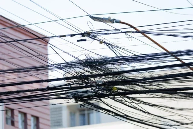 Mais de 600 kg de fios elétricos são furtados em 10 dias em Criciúma e Araranguá