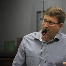 Justiça suspende mesa diretora da Câmara; presidente diz ter sido surpreendido e aguarda notificação
