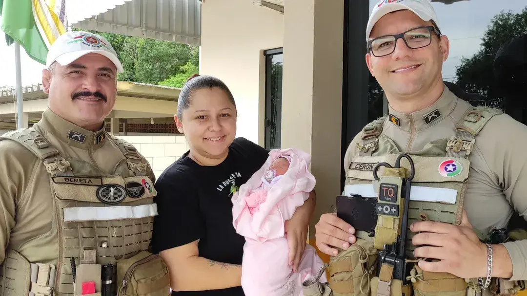 CRIANÇA COM APENAS UM DIA DE VIDA, ENGASGADA, É SALVA EM COCAL DO SUL