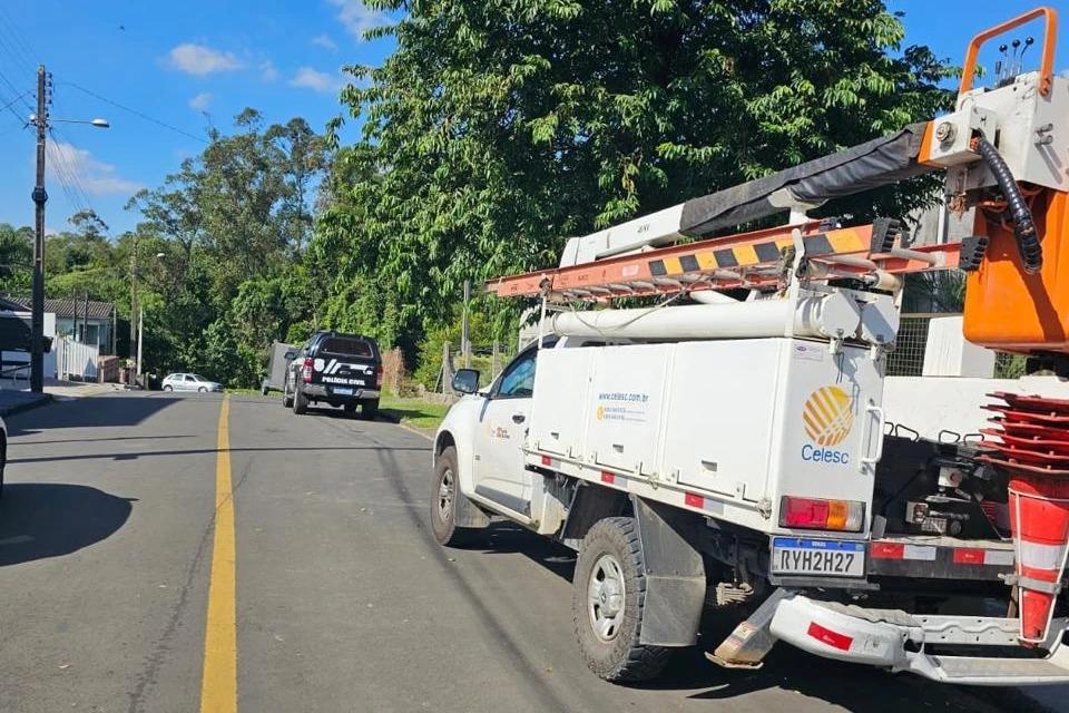 Operação mira furto e comércio ilegal de fios e hidrômetros em Criciúma e Içara