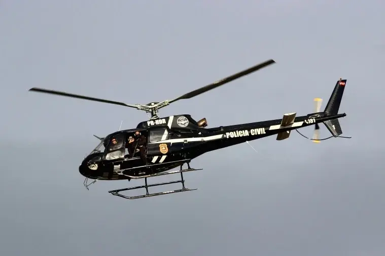 Aeromédico foi acionada pelo Corpo de Bombeiros Militar para o resgate de um homem.