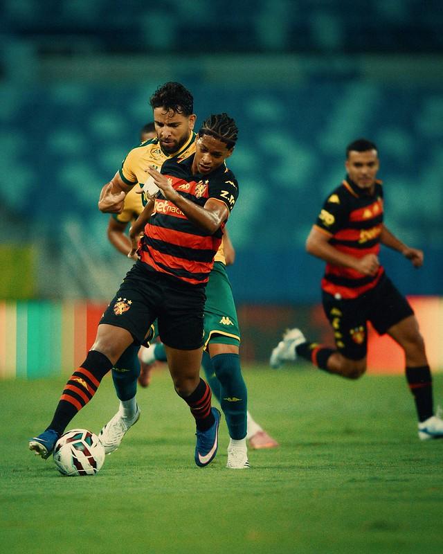 Criciúma vence o Sport e assume vice-liderança da Série B