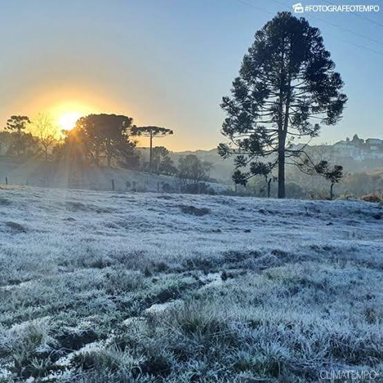 Frente fria derruba as temperaturas a partir desta terça-feira (7) no Sul de Santa Catarina
