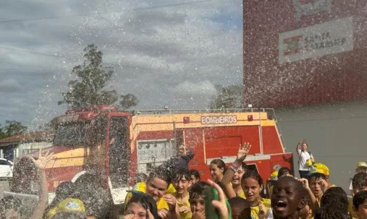 Bombeiros formam mais de 140 golfinhos em Cocal do Sul