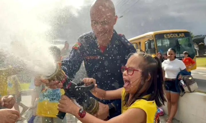 Bombeiros formam mais de 140 golfinhos em Cocal do Sul