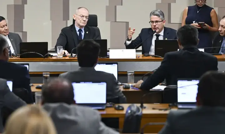 CPI do Crime aprova pedido para investigar beneficiários do Master