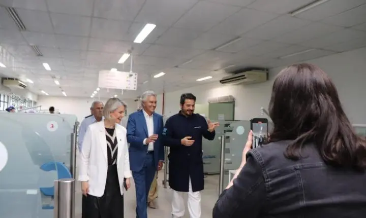 Governador de Goiás visita a Unesc, conhece Clínicas Integradas e o Programa Universidade Gratuita