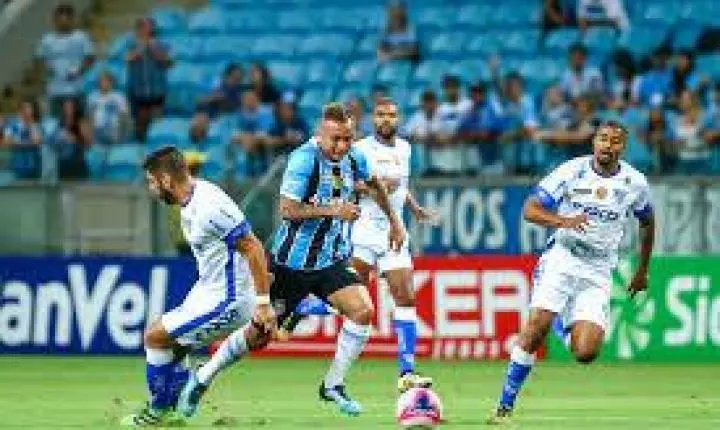 Grêmio perde para o Cruzeiro na Arena e se complica