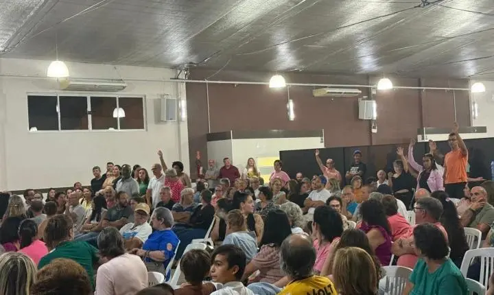 Moradores votam e aprovam mudança no trânsito para viabilizar Rua Coberta em Cocal do Sul