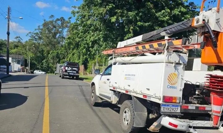 Operação mira furto e comércio ilegal de fios e hidrômetros em Criciúma e Içara