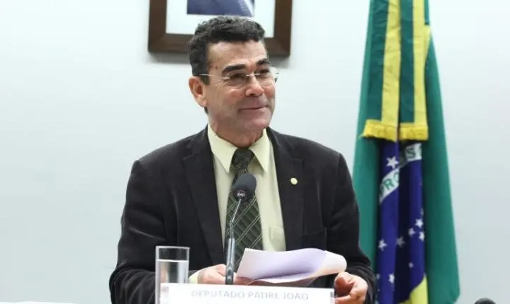 Representantes de movimentos populares pedem aprovação de regras sobre autogestão habitacional