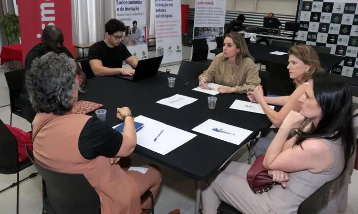 Unesc promove encontro para fortalecer o setor de vestuário do Sul catarinense